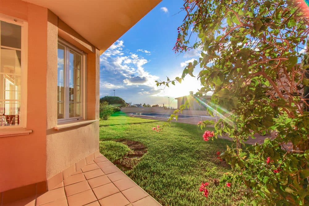 SA TORRE : DETACHED FAMILY HOUSE WITH SEA VIEW AND RENTAL LICENSE 28