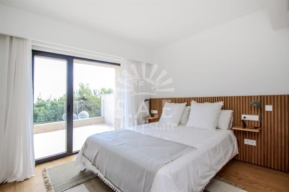 PASEO MARITIMO: NEW FLAT WITH SPECTACULAR HARBOUR VIEW 8