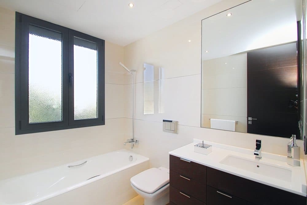 EXCLUSIVE VILLA WITH POOL AND LARGE ROOFTOP TERRACE 200 M FROM THE BEACH 24