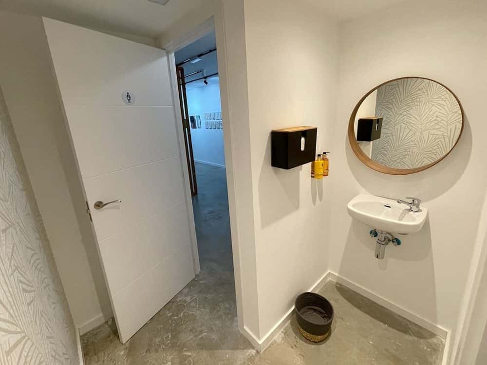 PALMA: RARE INVESTMENT OPPORTUNITY 4X LOCAL IN PRIME LOCATION 9