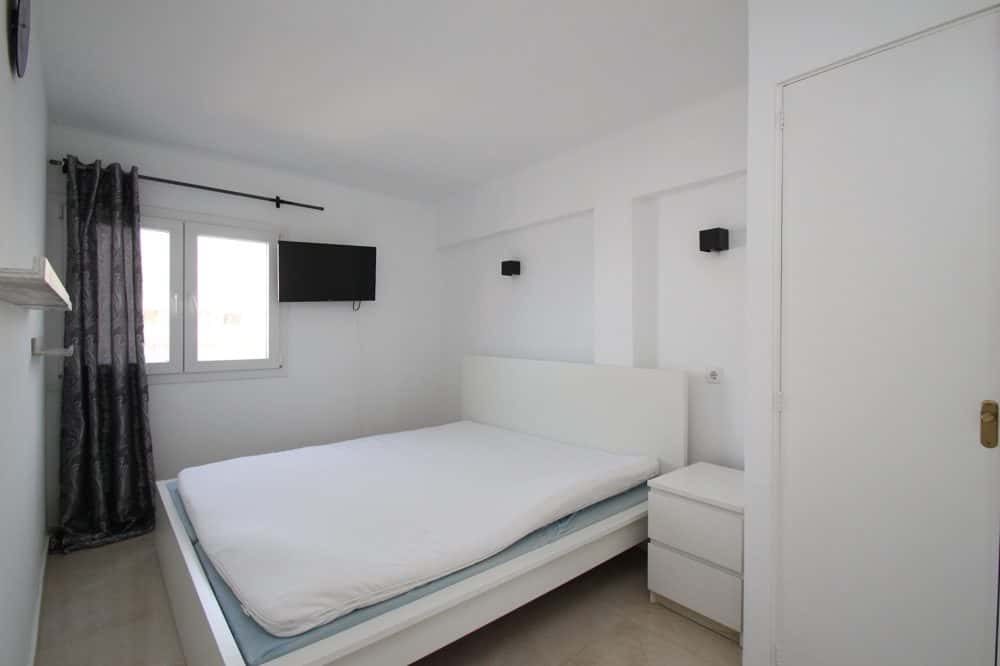EL ARENAL: RENOVATED DUPLEX PENTHOUSE WITH SEA VIEWS 11