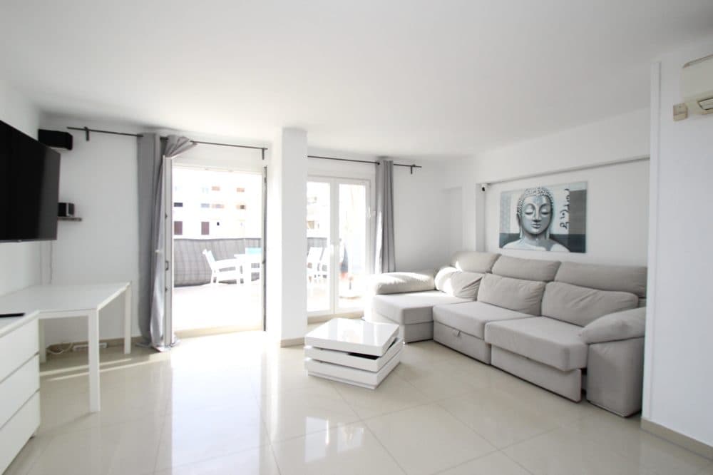 EL ARENAL: RENOVATED DUPLEX PENTHOUSE WITH SEA VIEWS 7