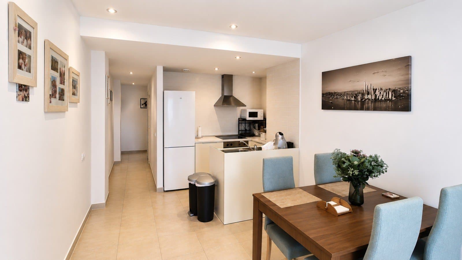 Magnificent ground floor with a private garden in Santa Maria del Camí 4
