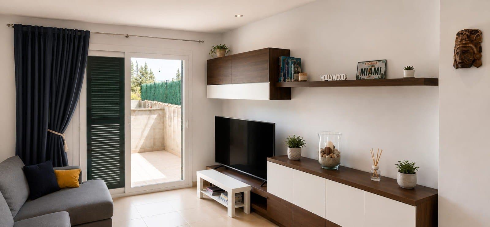 Magnificent ground floor with a private garden in Santa Maria del Camí 3