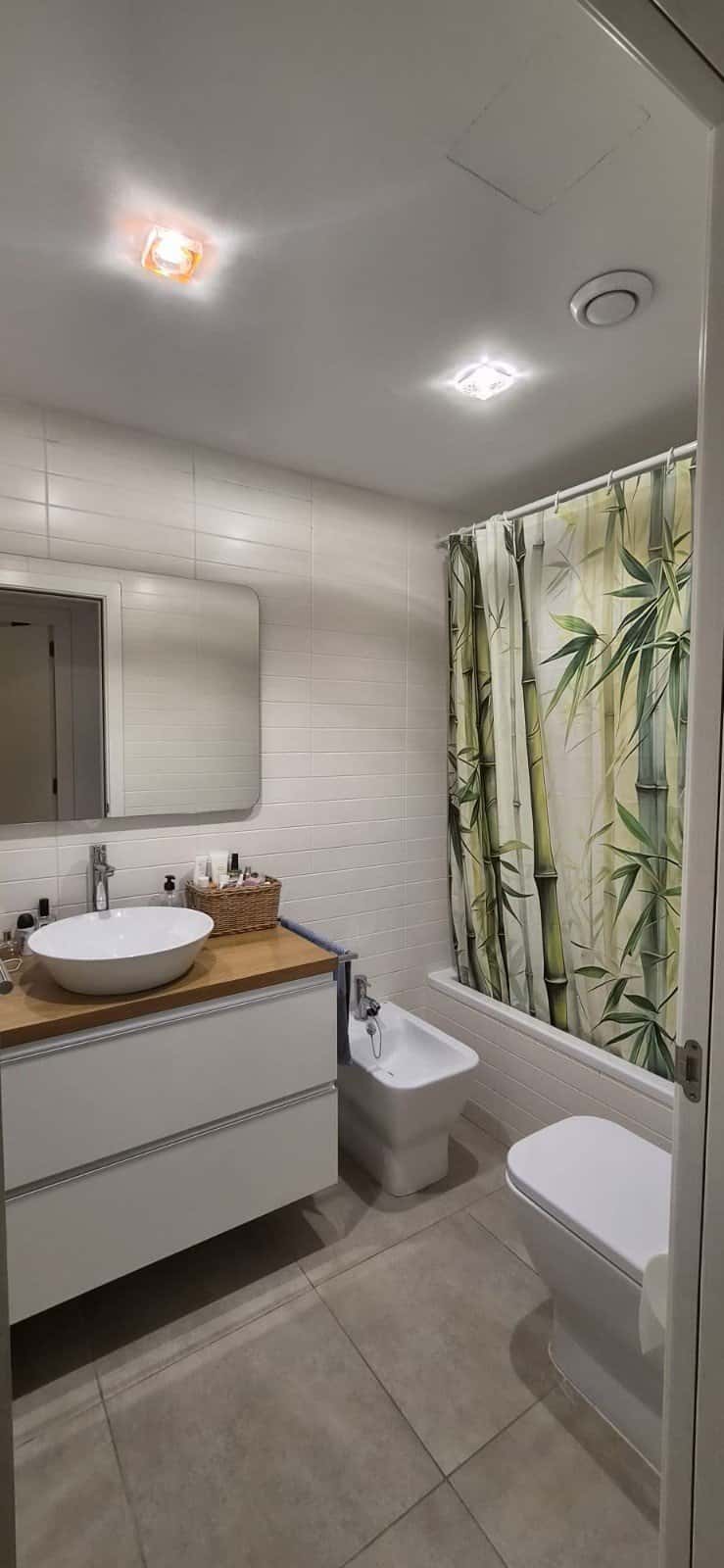 Magnificent ground floor with a private garden in Santa Maria del Camí 9