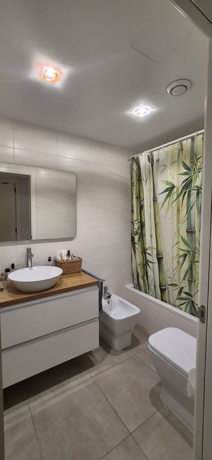Magnificent ground floor with a private garden in Santa Maria del Camí 9