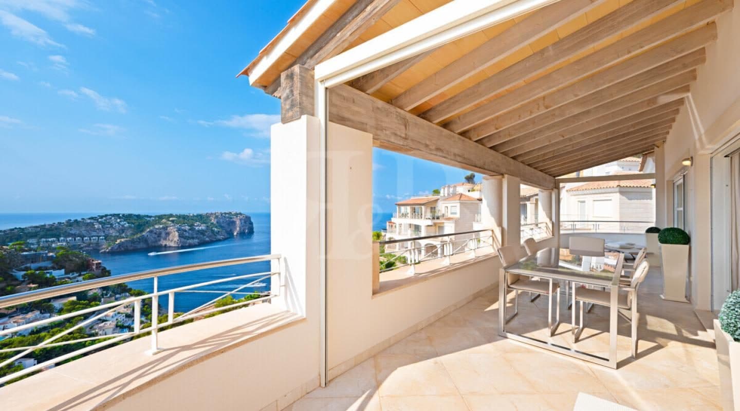 Penthouse “Eagle’s Nest” 14