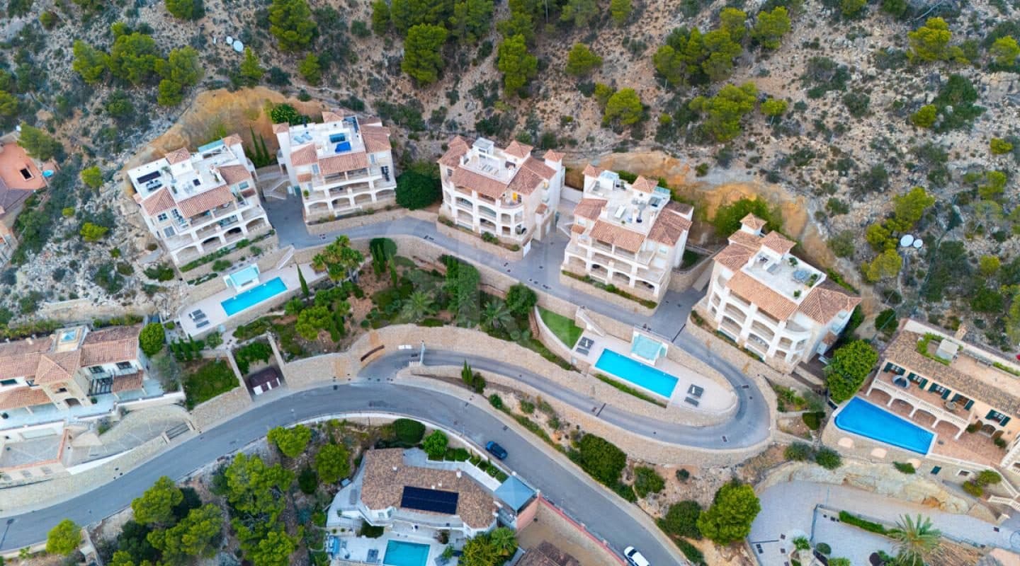 Penthouse “Eagle’s Nest” 19